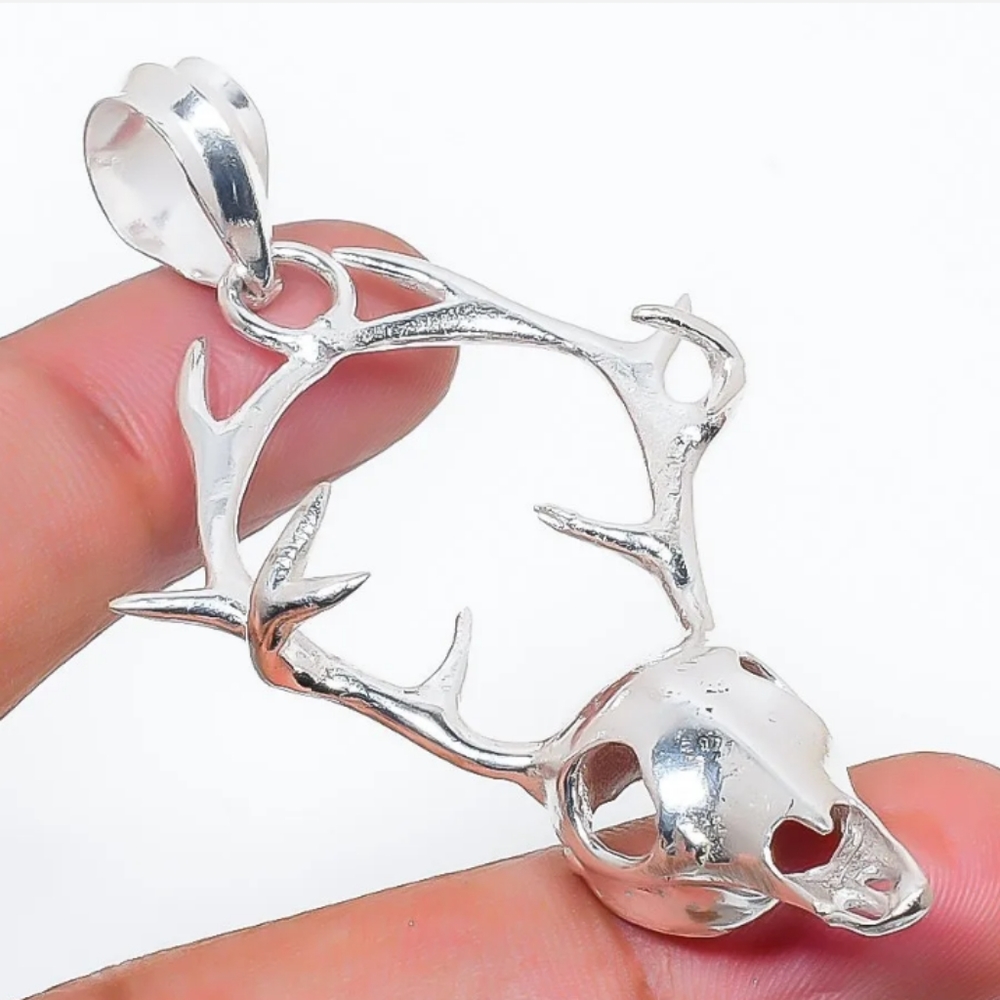 UNISEX STERLING SILVER SKULL/ANTLER PENDANT